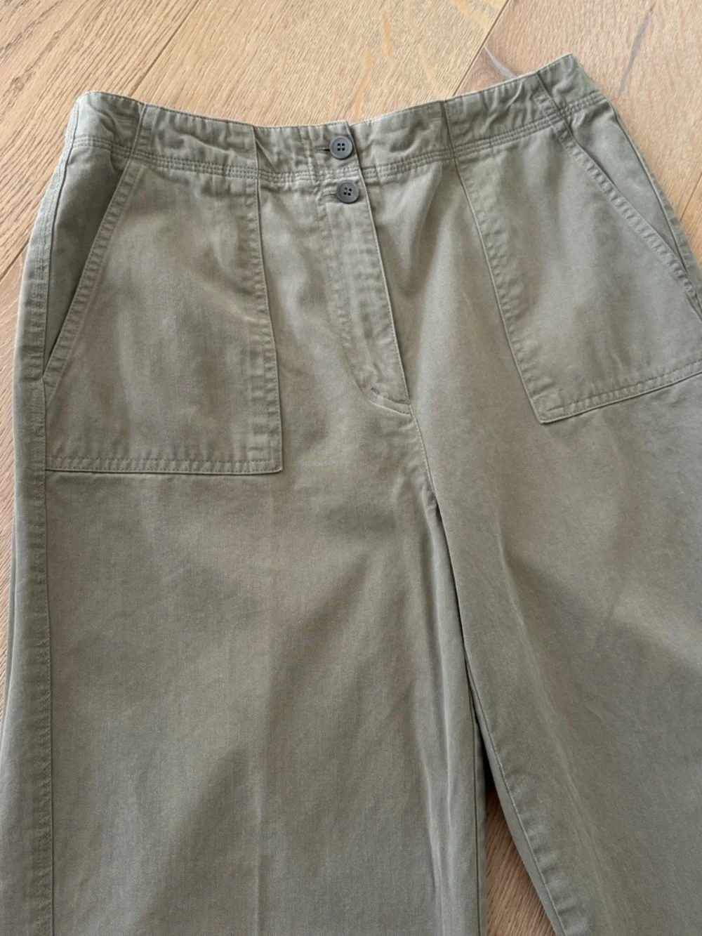 Talbots Straight Leg Chino Pants in Olive Green Size 6